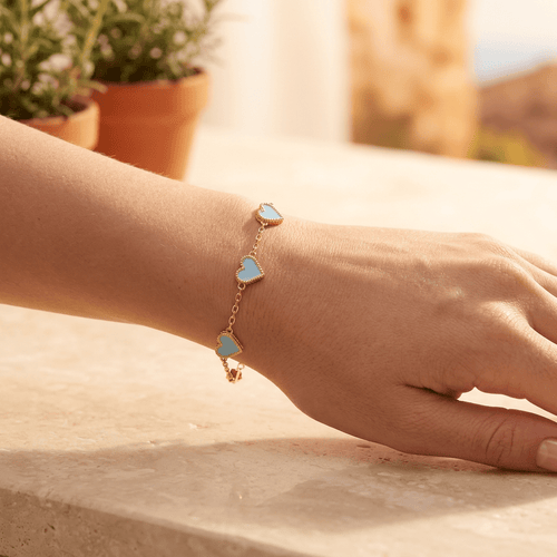 5 Heart Motif Bracelet in Green - Ellavore