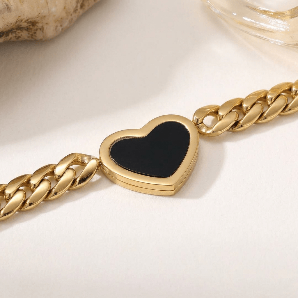 Ellavore Necklace in Black Pearl - Ellavore
