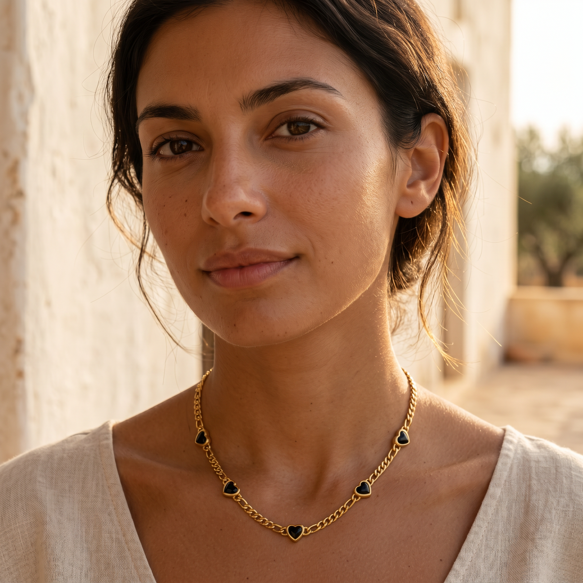 The Elorie 5 Heart Motif Necklace in Silver