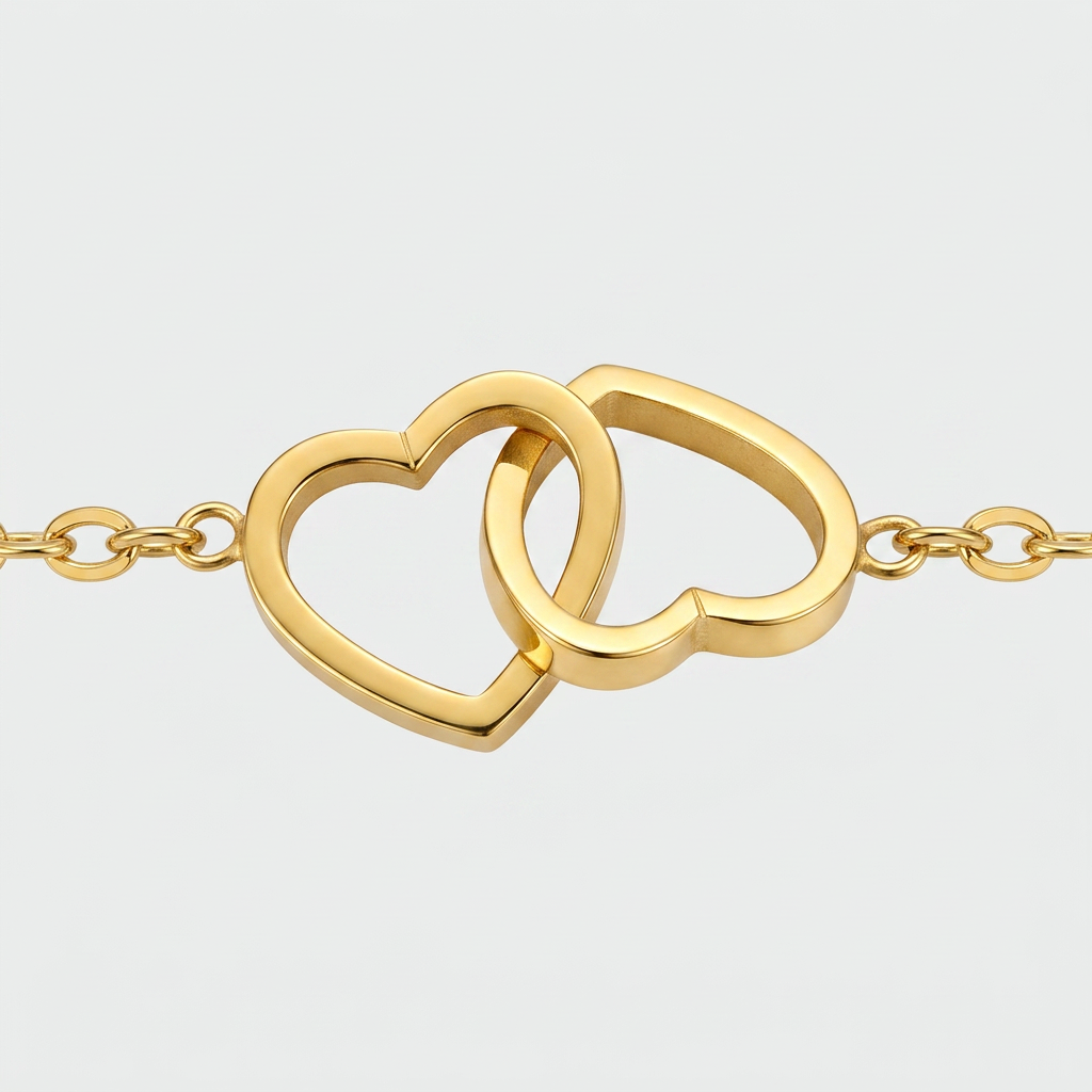 Locking Heart Pendant - in Gold