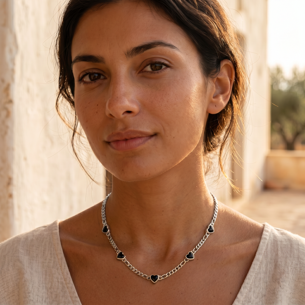 The Elorie 5 Heart Motif Necklace in Silver