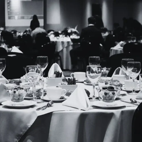 Dine Like a High-Class Individual: Table Manners & Fine Dining Tips